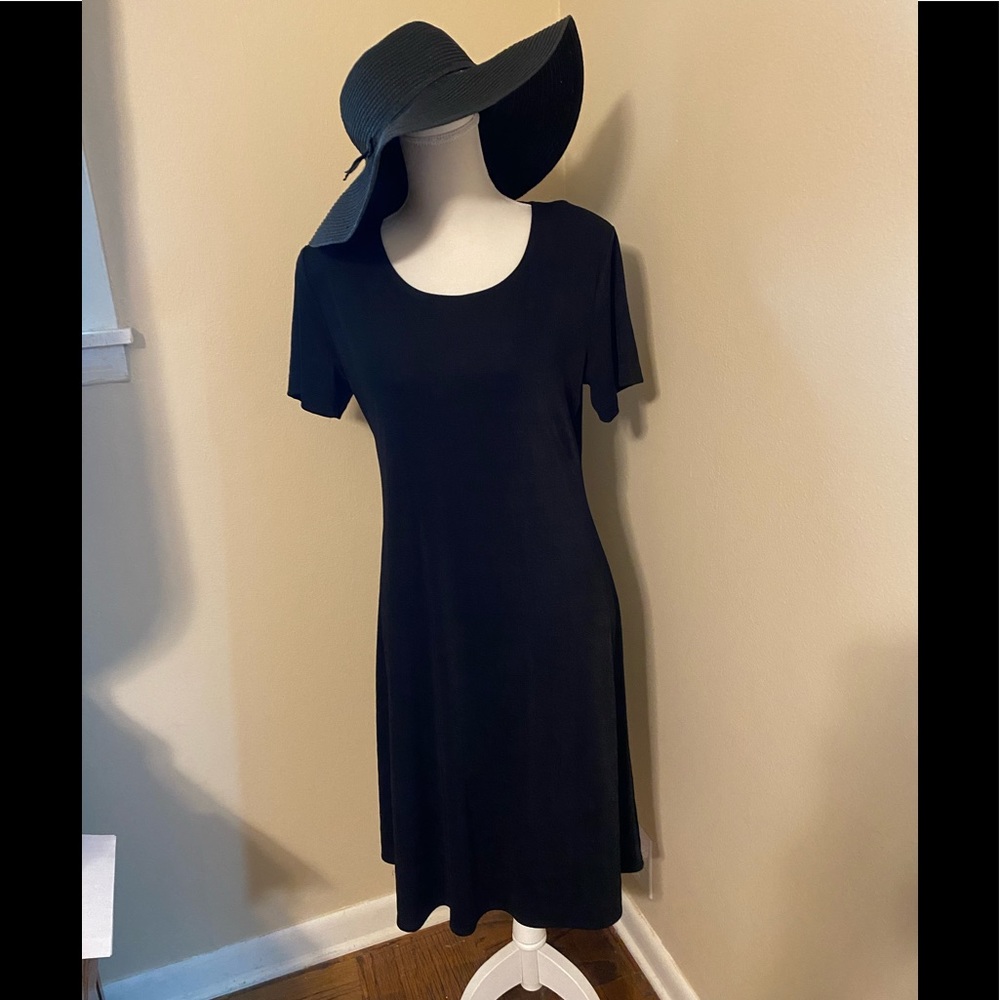 White Stag Black Knit Dress Size 14